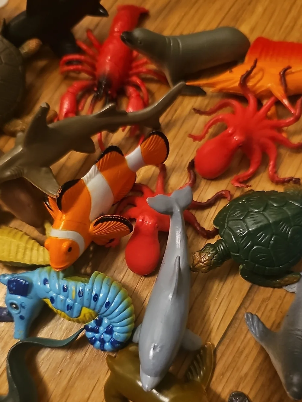 Lot of Qty 100 Realistic Plastic Mini SeaCreature Figure Bundle Bath Party Favor